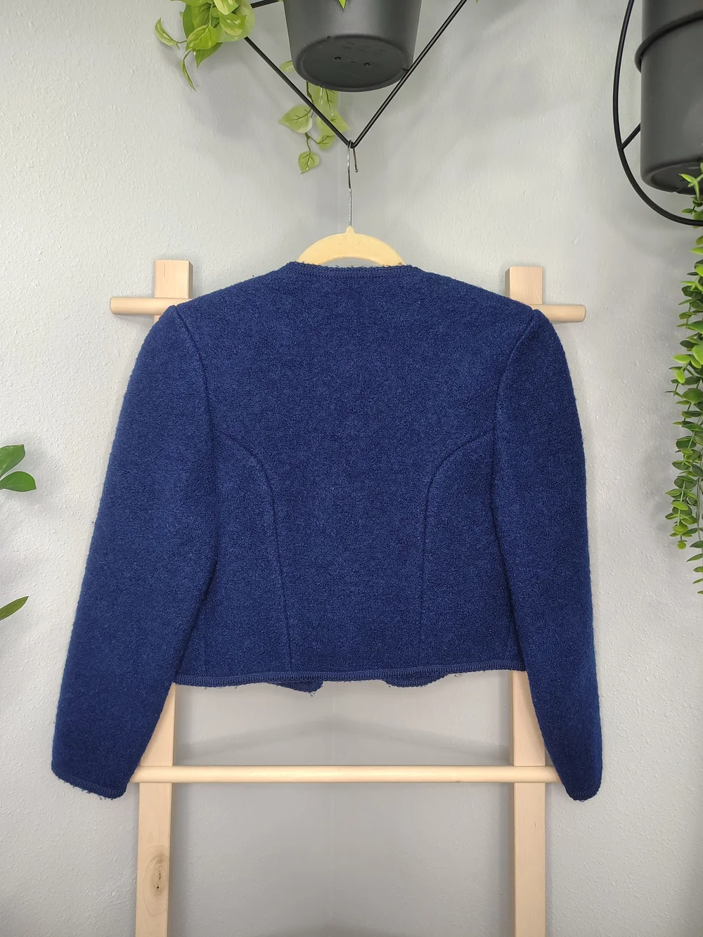 VTG Navy Women's 100% Wool Cropped Jacket - Classic Silver Button Front, Size 6